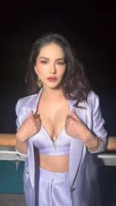 Bollywood’s Big Boobs Icons: Celebrating Bold Breasts, Beauty, Confidence