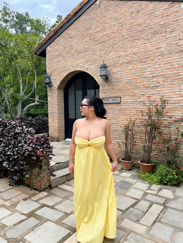 The Bxxt: Alexis Danisha Redefines Curves & Confidence