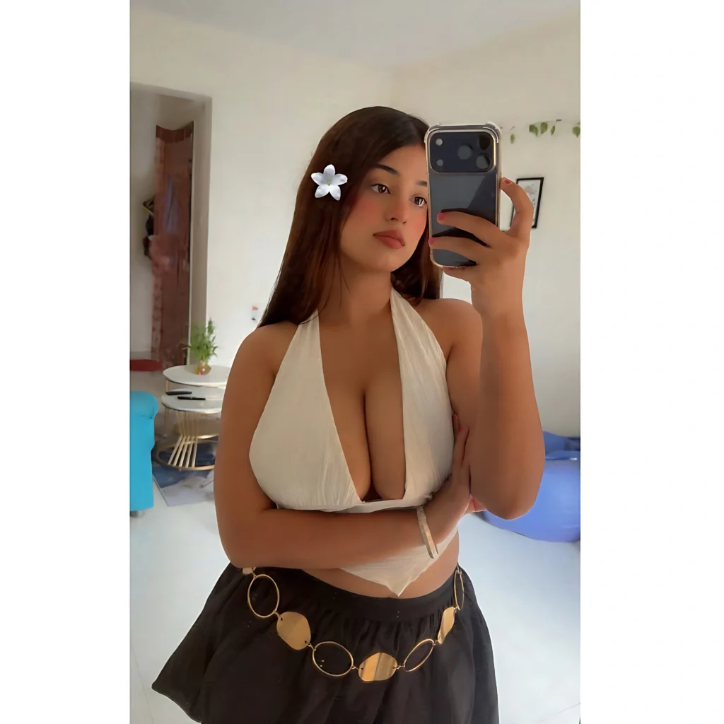 Instagram Model Tushikha Goswami Flaunts Big Boobs Confidence
