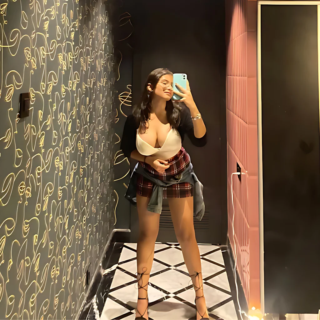 How Ipsita Nandi Turns Big Boobs Into Superpower