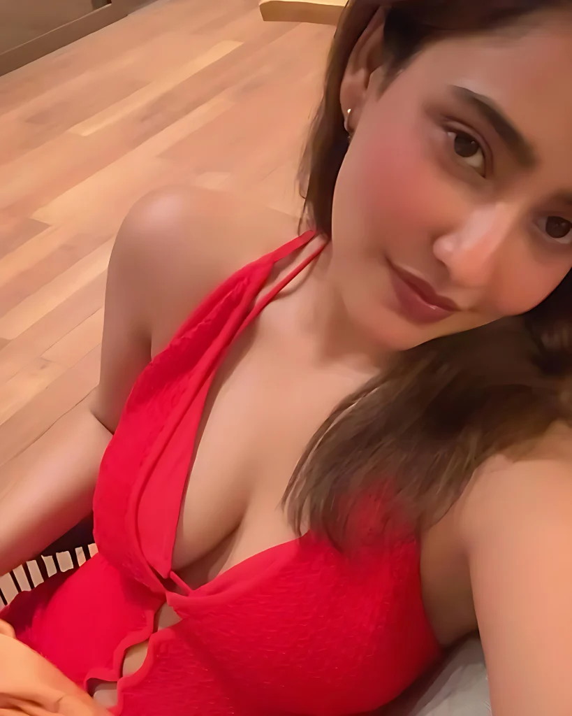 Bollywood Sensation Neha Sharma Flaunts Big Boobs, Breasts Boldly