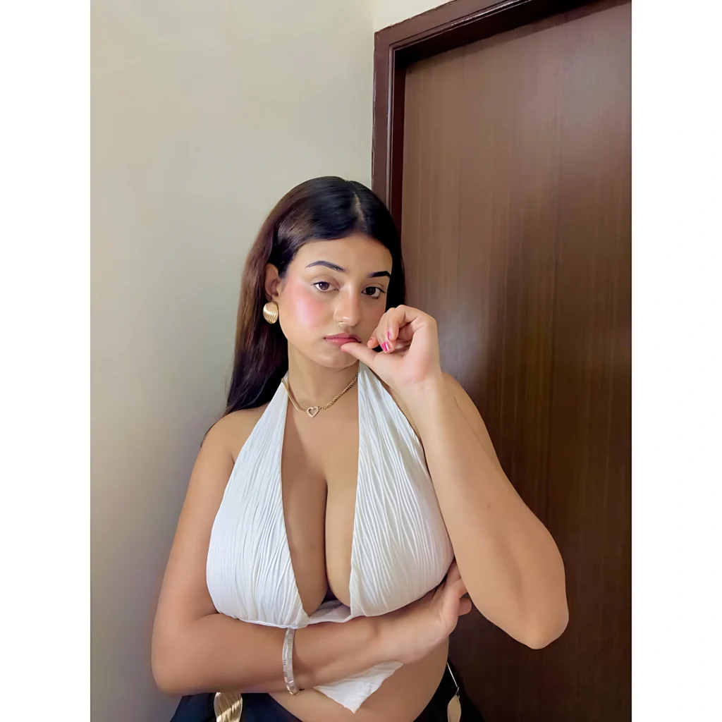 Instagram Model Tushikha Goswami Flaunts Big Boobs Confidence