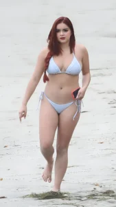 Ariel Winter: Perfect Curves Dominate Hollywood's Gaze