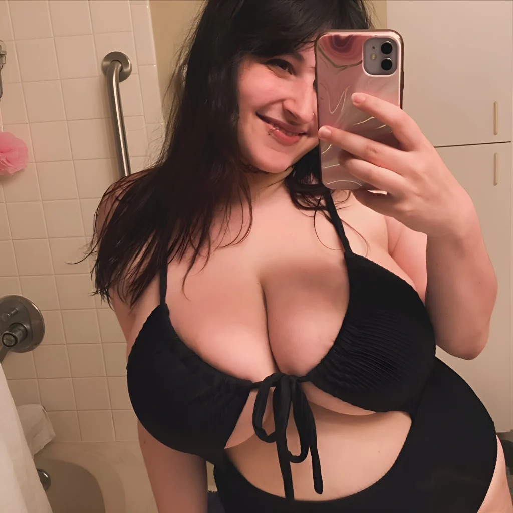 Zucchini: Fantasy with Voluptuous Appeal Zucchini: Fantasy with Voluptuous Appeal