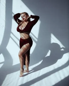 Olyria Roy: Curves Success Into an Empire