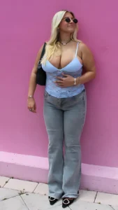 The Sheridan Rogers Effect: A New Kind of Online Allure