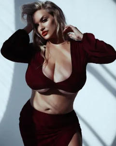 Olyria Roy: Curves Success Into an Empire