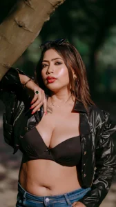 How Moumita Saha Navigates Unapologetic Femininity