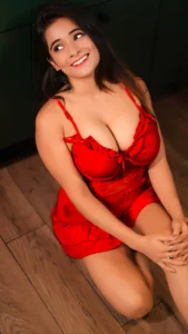 Dipshikha Roy: An Instagram Model's Powerful And Curvy