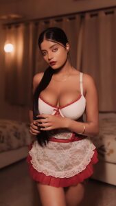 Miss Komolinii: The Exclusive Volcanic Eruption on Your Feed