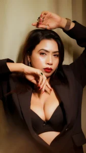 How Moumita Saha Navigates Unapologetic Femininity