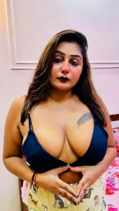 Radiance of Kanika Singh: More Than a Frame, A Feeling