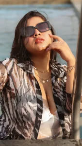 Purba Das: An Artful Symphony of Tradition and Glamour