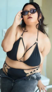 Srestha Das Babin: Redefining Breathtaking Curves