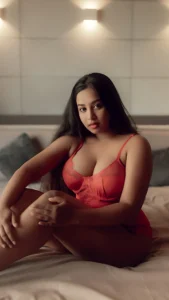 Sunetraa Saha: The Instagram Model Redefining Curvy Power