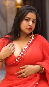 Purba Das: An Artful Symphony of Tradition and Glamour