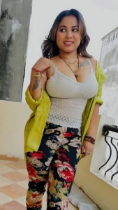 Tina Nandy Tapestry: Owns Her Curves and Career