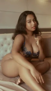 Sunetraa Saha: The Instagram Model Redefining Curvy Power