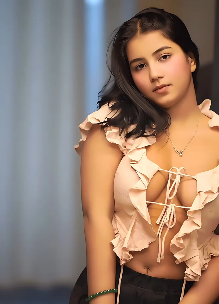 Lucky Rajor: A Celebration of Confidence & Curve