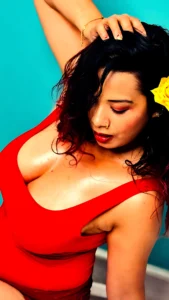 Ruma Chakraborty: Where Calm Meets Curve