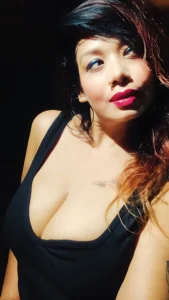 Ruma Chakraborty: Where Calm Meets Curve