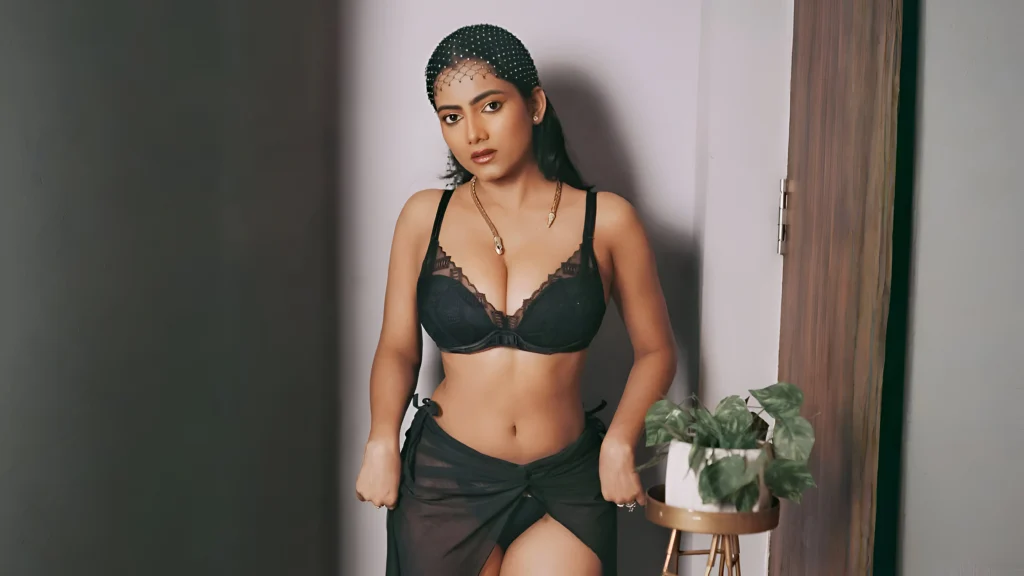 Veronica: The Delhi Model with a Masterpiece Body