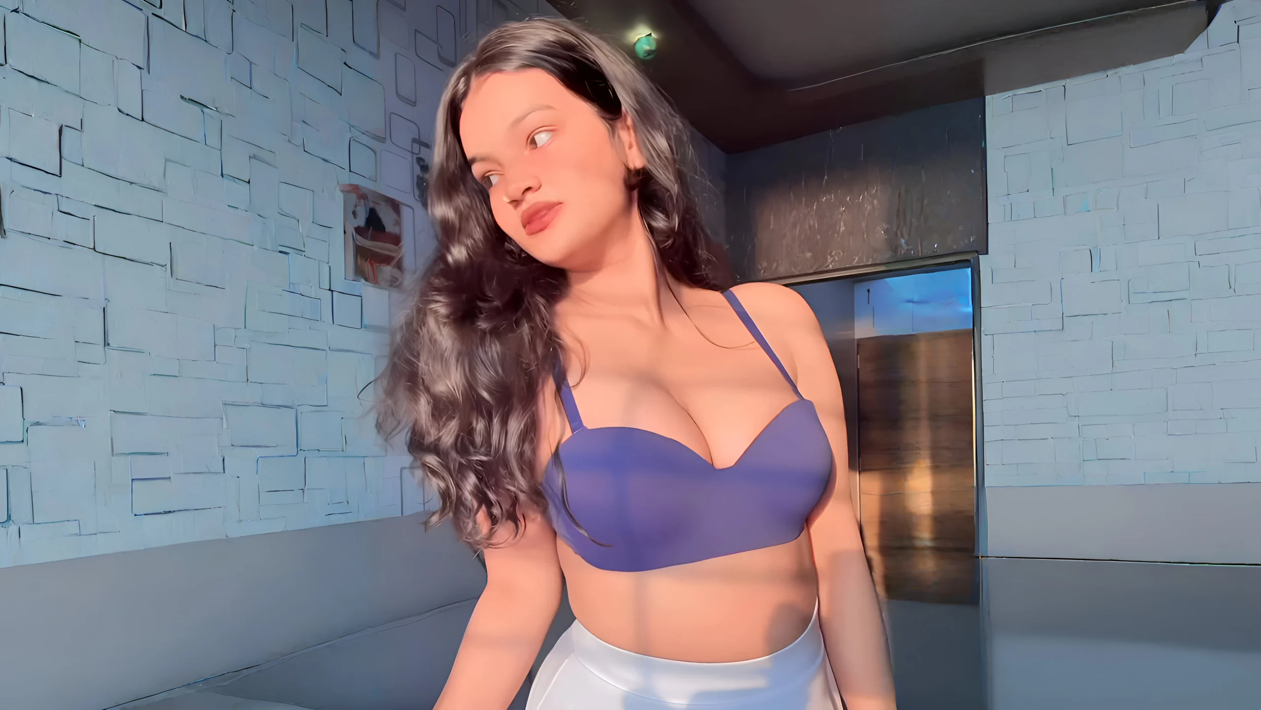 Khushi Vishwakarma: Unfiltered Pulse of Mumbai’s Reel Magic