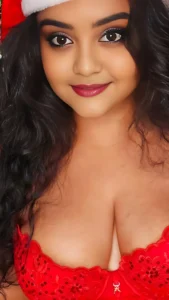 Piyali Ghosh: The Bengali Bombshell Setting Instagram Alight