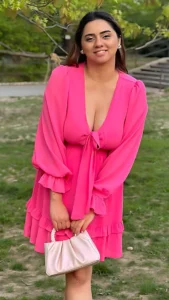 How Anamika Built 214K Followers by Refusing to Shrink