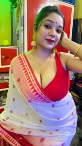 Ananya Bhandari: Modeling Meets Unapologetic Business Acumen