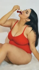 How Anamika Built 214K Followers by Refusing to Shrink