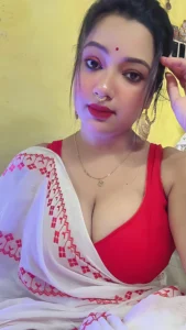 Ananya Bhandari: Modeling Meets Unapologetic Business Acumen