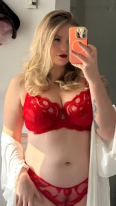 Valerie Bardot: The Playful Path to Unapologetic Confidence