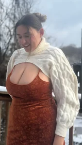 Ali Smiles builds a body positivity empire, One Breast at a Time