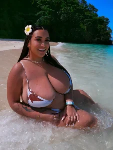 Alessia Barbarossa: Power of 148K Followers and a Personal Blog