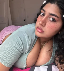 Tanvi Khaleel: Redefining Curves, Confidence, and TikTok Stardom