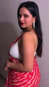 Priyanka Singh: Modeling Career on Curves and Confidence