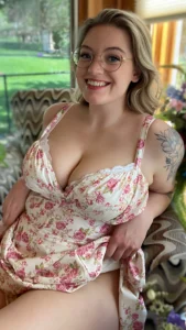 Valerie Bardot: The Playful Path to Unapologetic Confidence