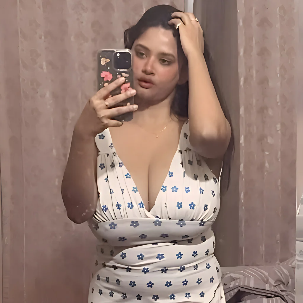 Shivona Sinha: Balanced Grind, and a Curvy Confidence Shivona Sinha: Balanced Grind, and a Curvy Confidence