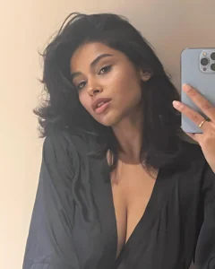 Komal Ilsanker: Redefining Beauty from Berlin to Milan