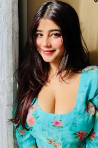 Unveiling Kayra, the Celestial Beauty with Curves That Captivate