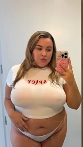 How Laura Morgan Built a 177K Empire on Curves