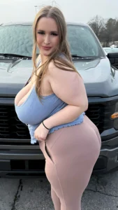 Scarlett: Taking Instagram by Storm with Nearly a Million Followers