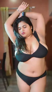 Megha Das Ghosh: Curvy Queen Beauty, Saris, and Self-Love