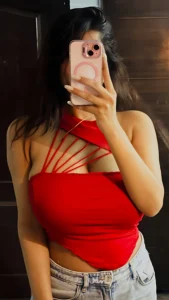 Unveiling Kayra, the Celestial Beauty with Curves That Captivate