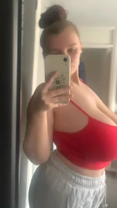 Jasmine: British BBW on a Road to 350K and Beyond