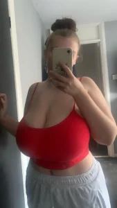 Jasmine: British BBW on a Road to 350K and Beyond