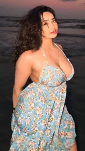 Aditi Mistry boobs: 38DD of unapologetic Instagram fame