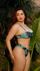 Aditi Mistry boobs: 38DD of unapologetic Instagram fame