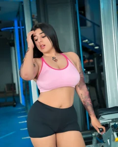 Plush Luxury: Apoorva Bhalla and the Art of Abundant Curves